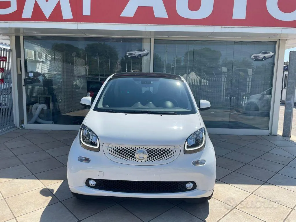 Smart Fortwo 2017 photo 2