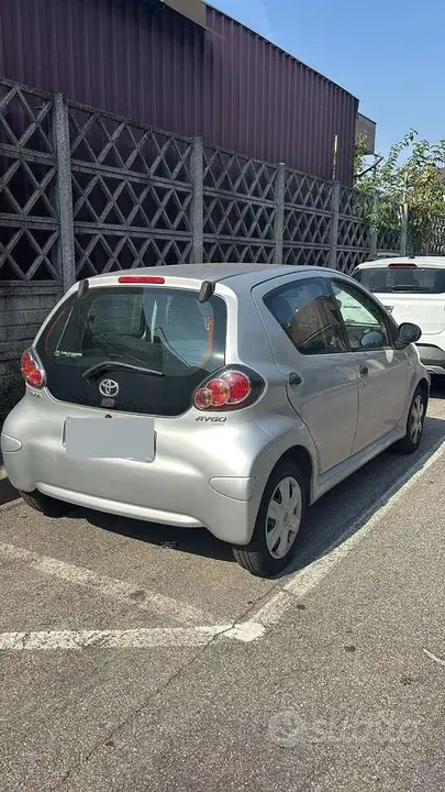 Toyota Aygo 2010 photo 3