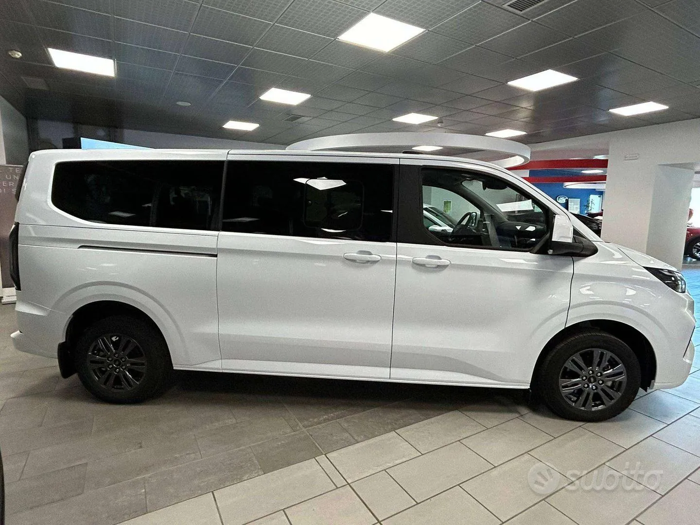 Ford Tourneo Custom 2022 photo 4