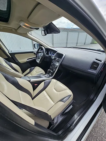 Volvo Xc60 2012 photo 3