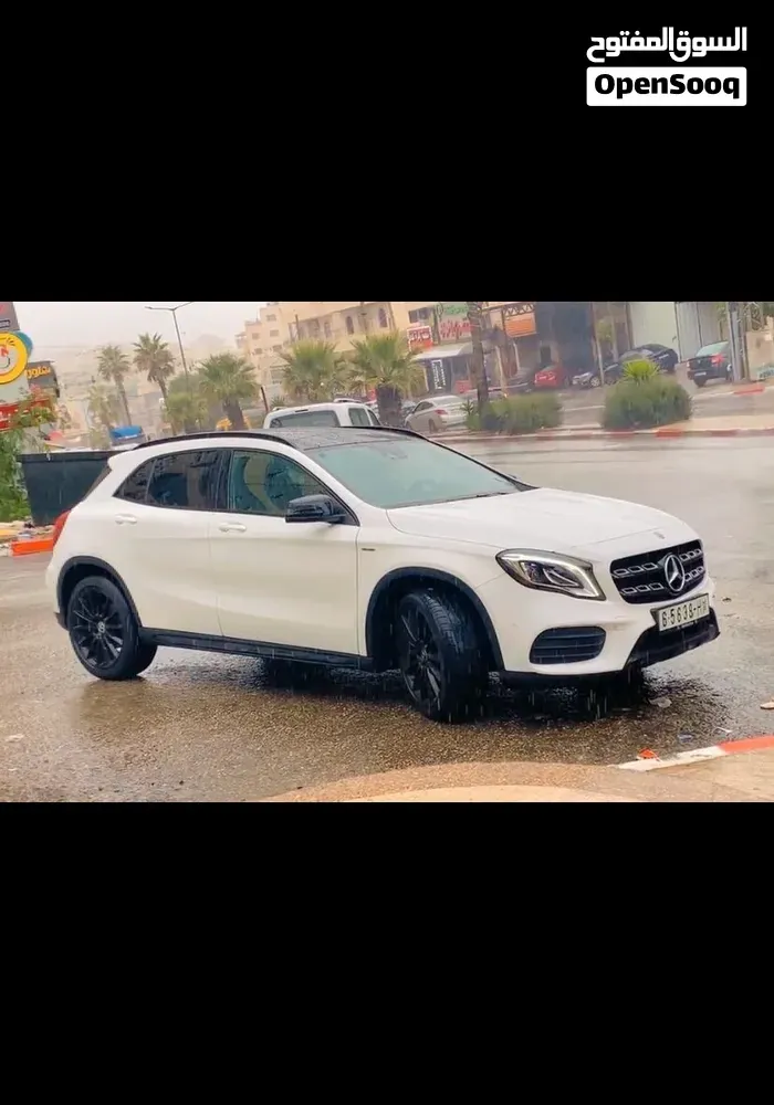 Mercedes-Benz Gla 200 2019 photo 3