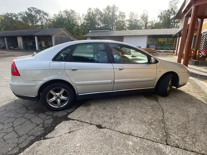 Citroen C5 2004 photo 2