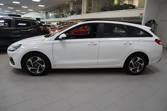 Hyundai I30 2025 photo 2