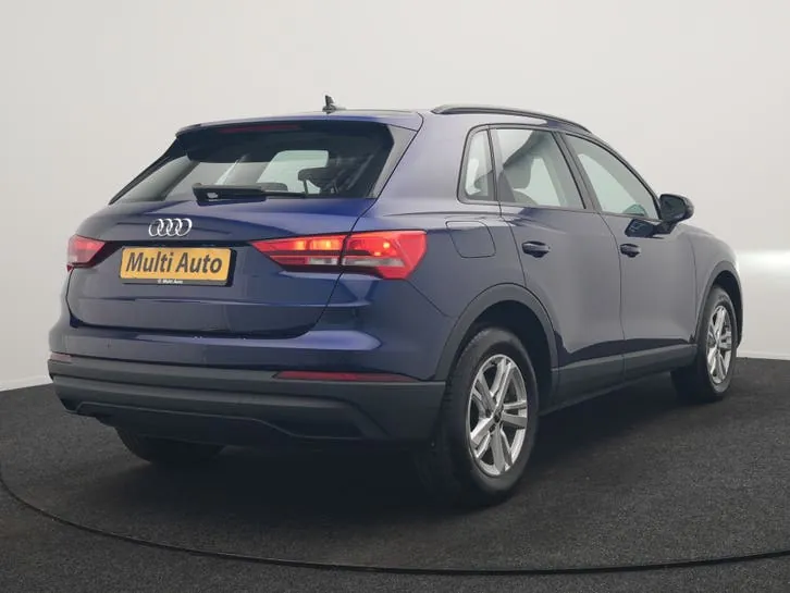 Audi Q3 2022 photo 3