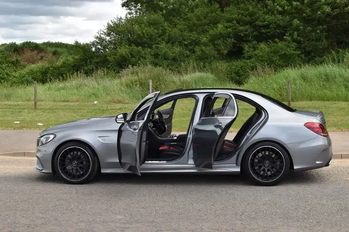 Mercedes-Benz C-Class 2015 photo 5