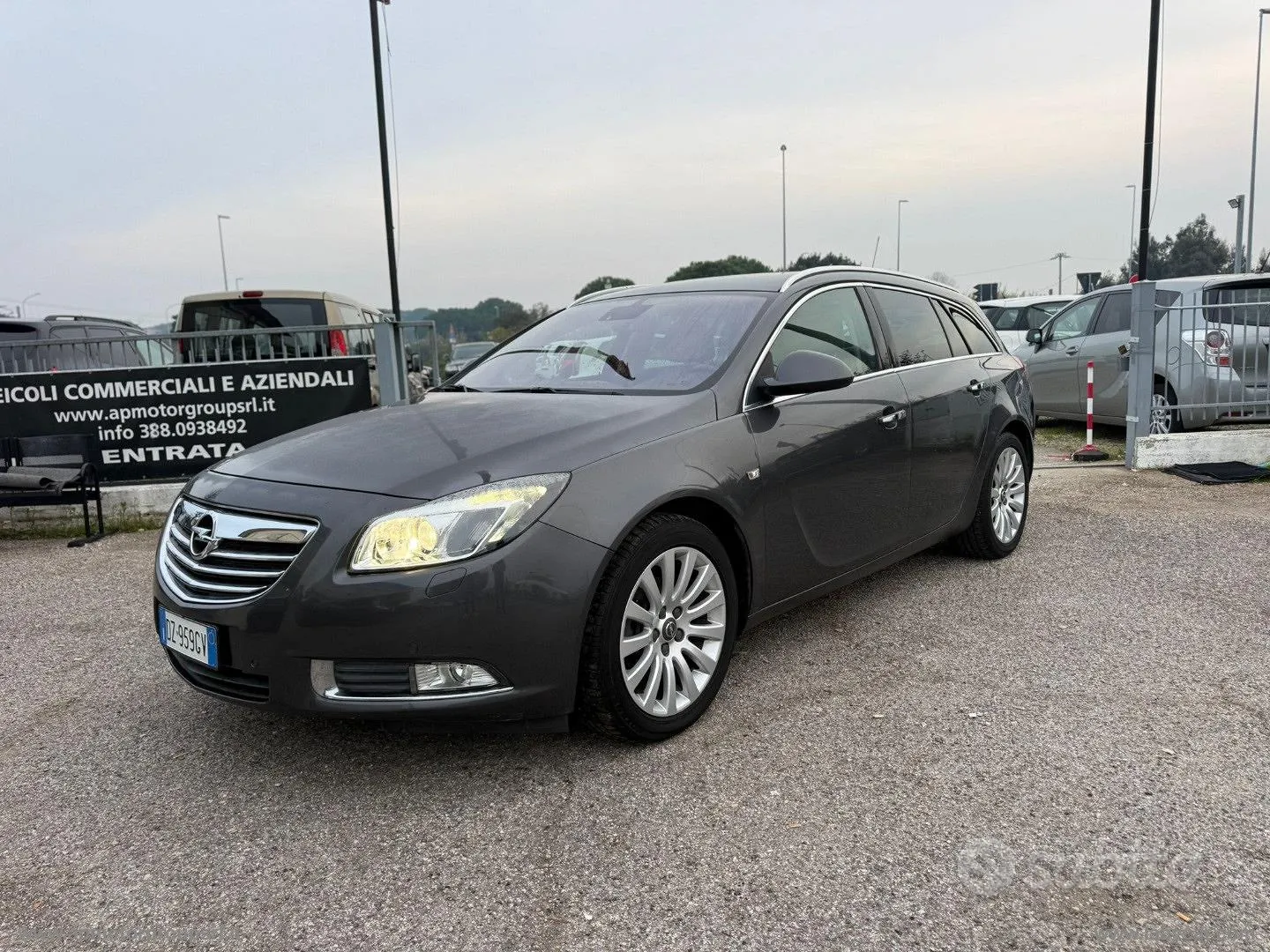 Opel Insignia 2010 photo 2