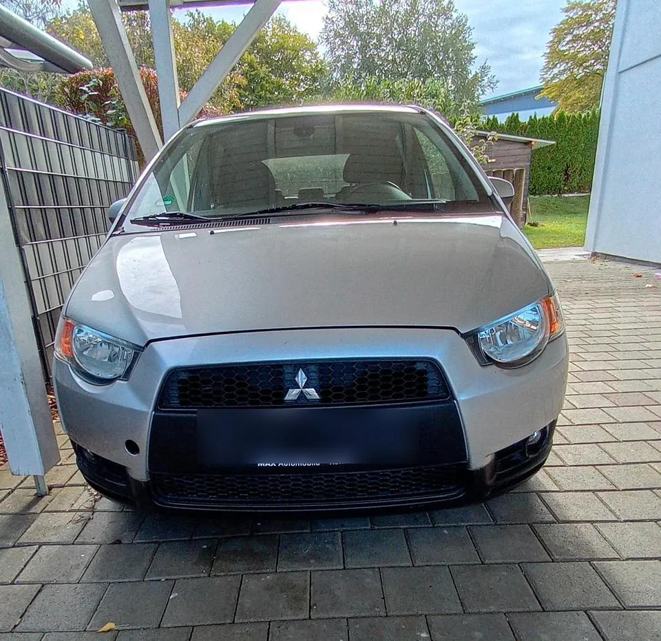 Mitsubishi Colt