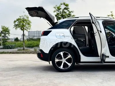 Peugeot 3008 2018 photo 3