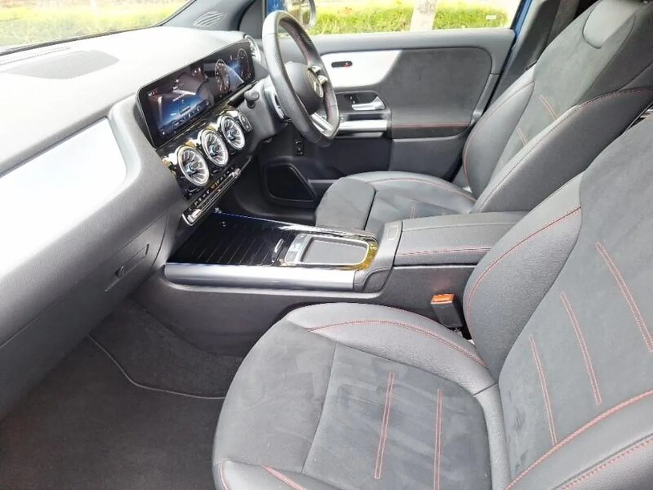 Mercedes-Benz Gla 2023 photo 5