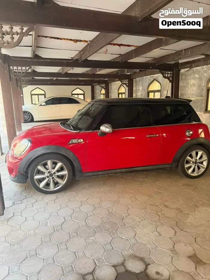 Mini Cooper S 2011 photo 2