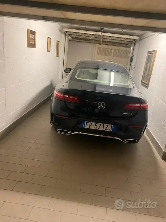 Mercedes-Benz E 220 2018 photo 3