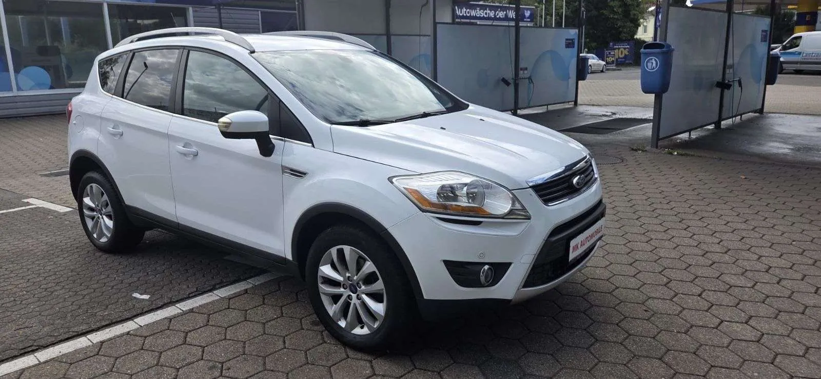 Ford Kuga 2011 photo 3