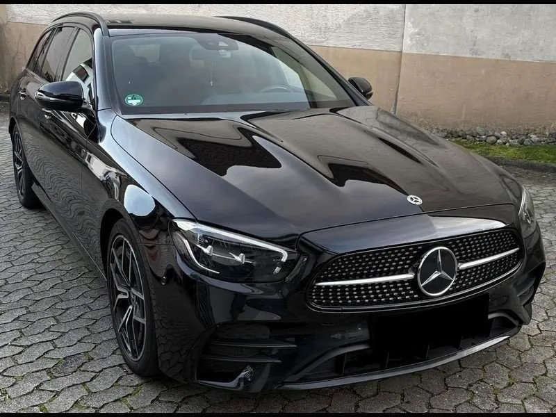 Mercedes-Benz E 220 D