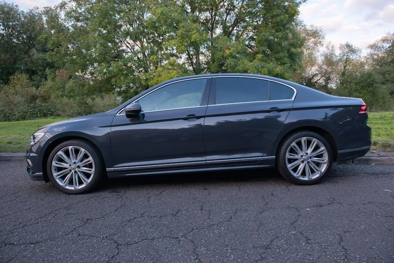 Volkswagen Passat 2018 photo 4
