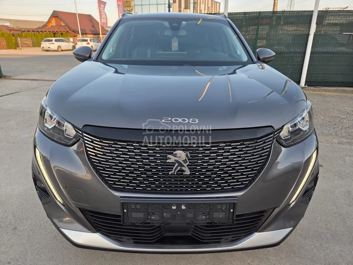 Peugeot 2008 2020 photo 4