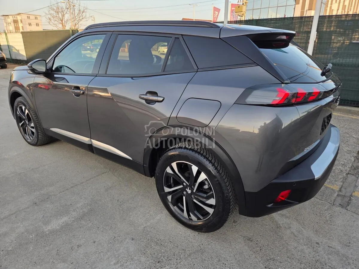 Peugeot 2008 2020 photo 5