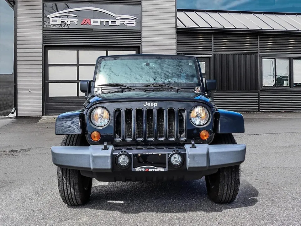 Jeep Wrangler Unlimited 2017 photo 2