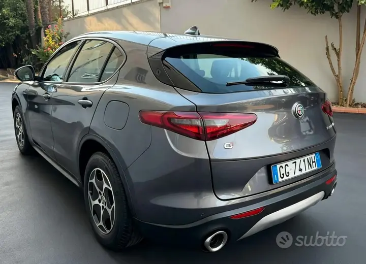 Alfa Romeo Stelvio 2021 photo 3