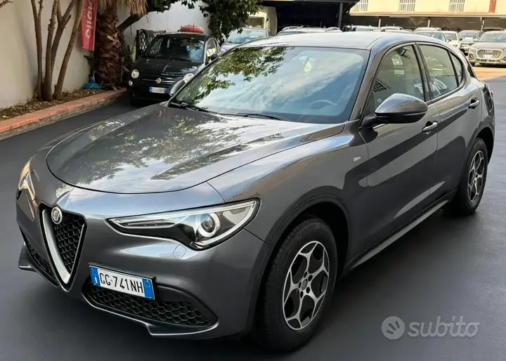 Alfa Romeo Stelvio 2021 photo 2