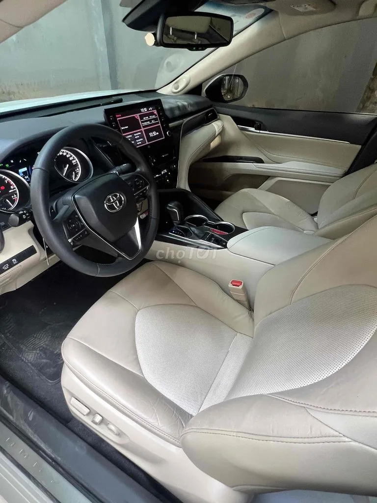 Toyota Camry 2022 photo 5