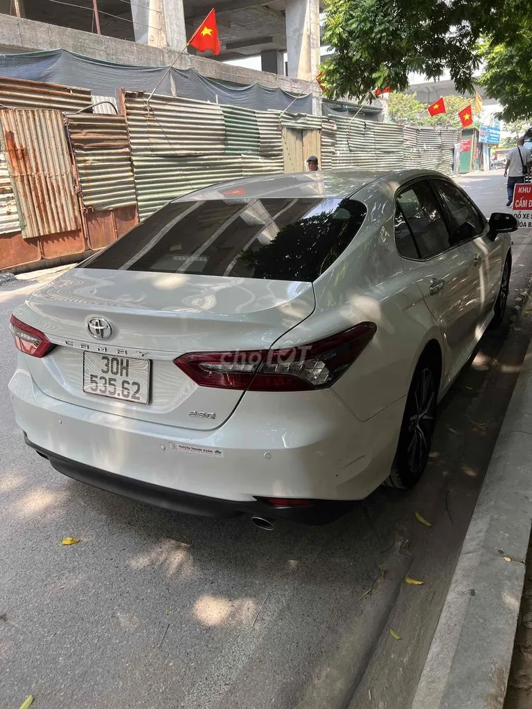 Toyota Camry 2022 photo 4