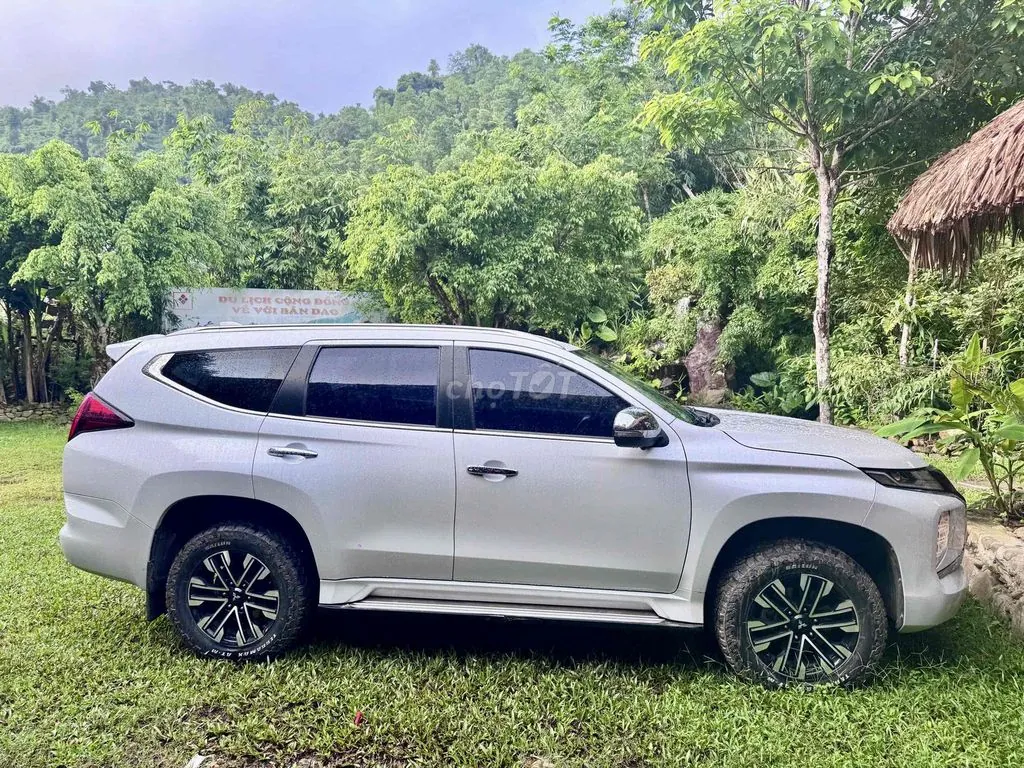 Mitsubishi Pajero Sport 2021 photo 2