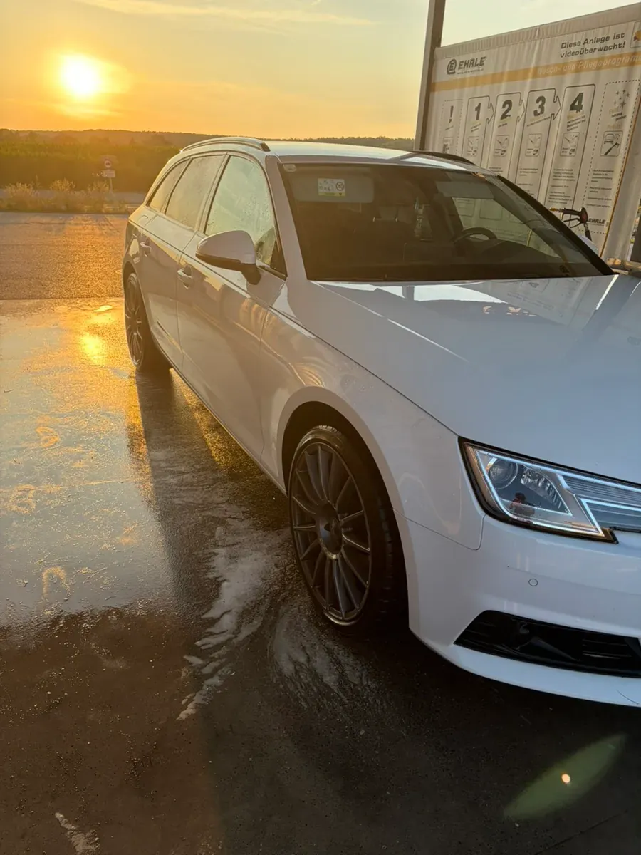 Audi A4 2017 photo 3