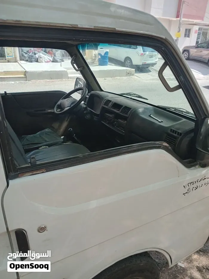 Mazda 2 2006 photo 3