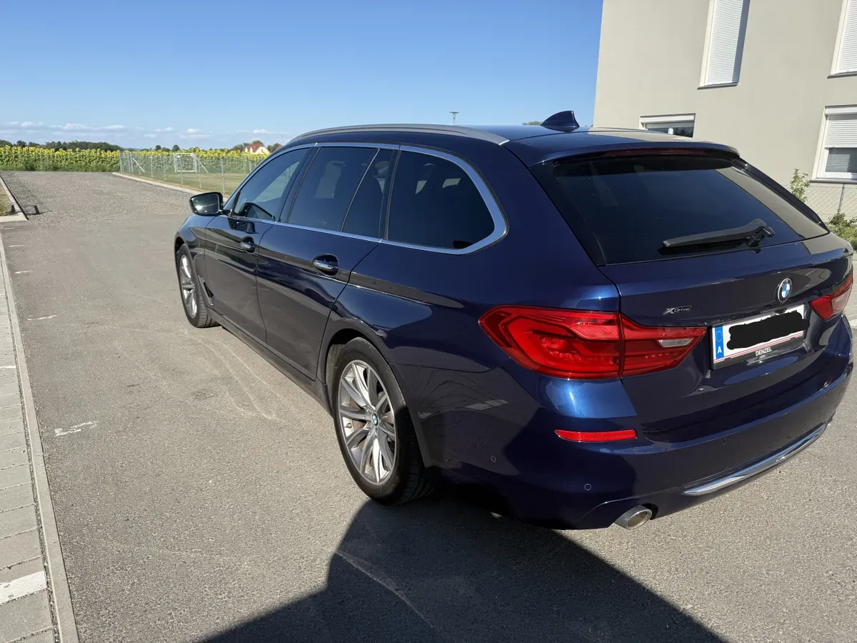 BMW 5 Series 2018 photo 3