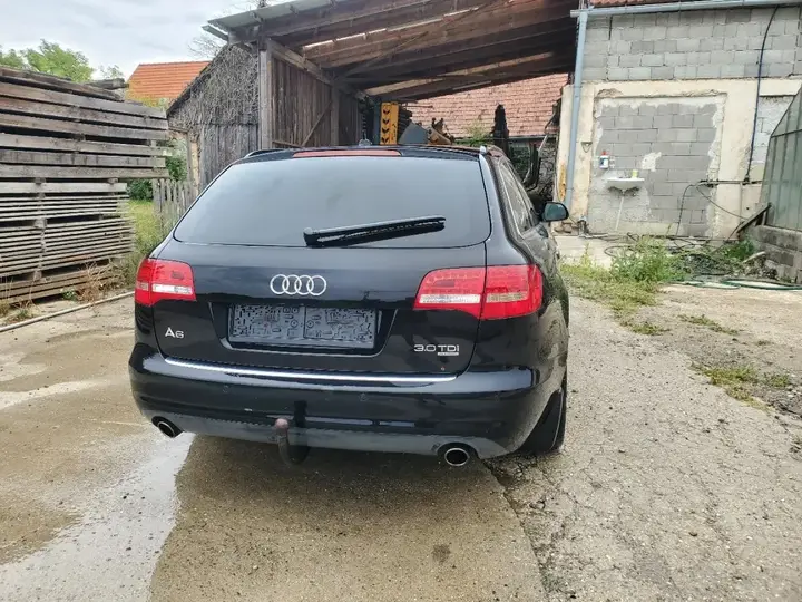 Audi A6 Allroad 2010 photo 3