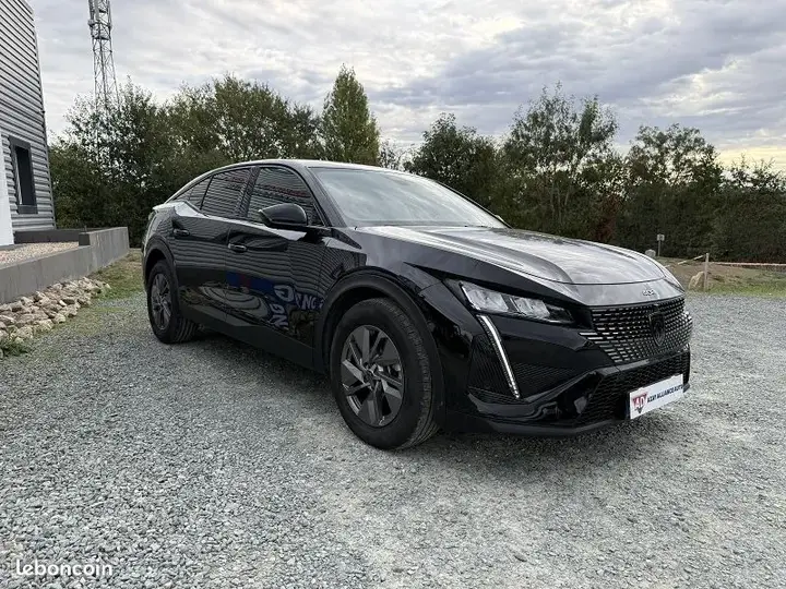 Peugeot 408 2025 photo 3