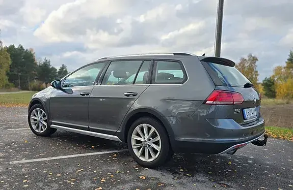 Volkswagen Golf Alltrack
