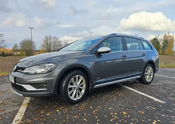Volkswagen Golf Alltrack 2018 photo 2
