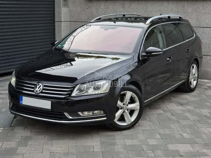 Volkswagen Passat B7 2012 photo 2