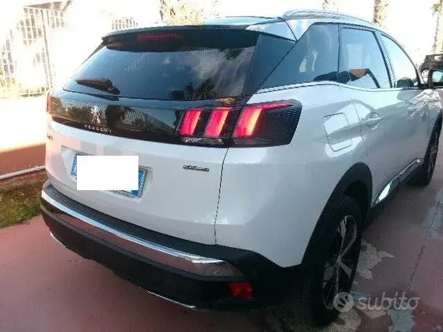 Peugeot 3008 2019 photo 4
