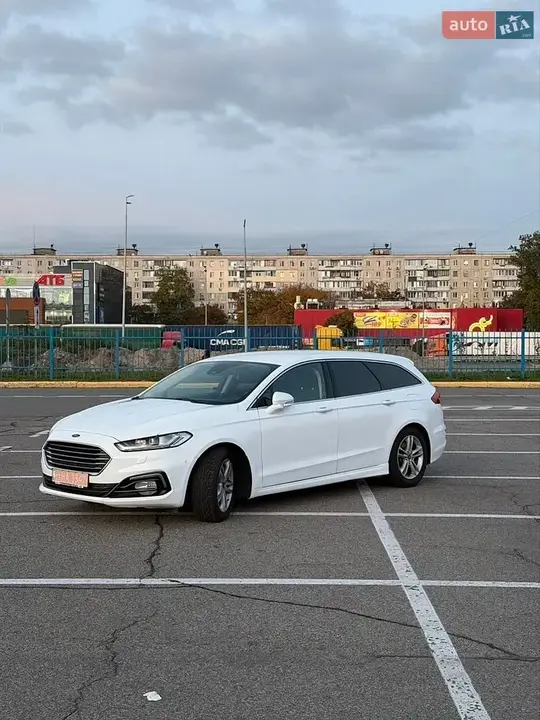 Ford Mondeo 2019 photo 2