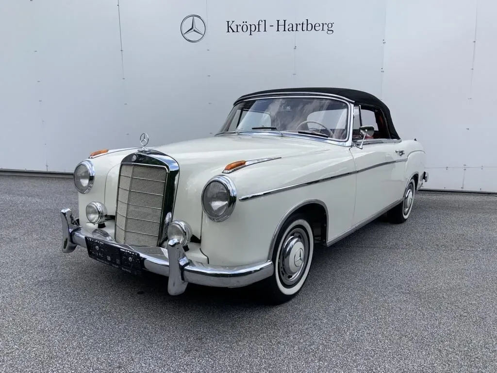 Mercedes-Benz 220 S Ponton Cabrio 1957 photo 2