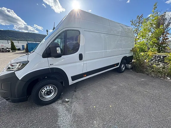 Opel Movano 2024 photo 2