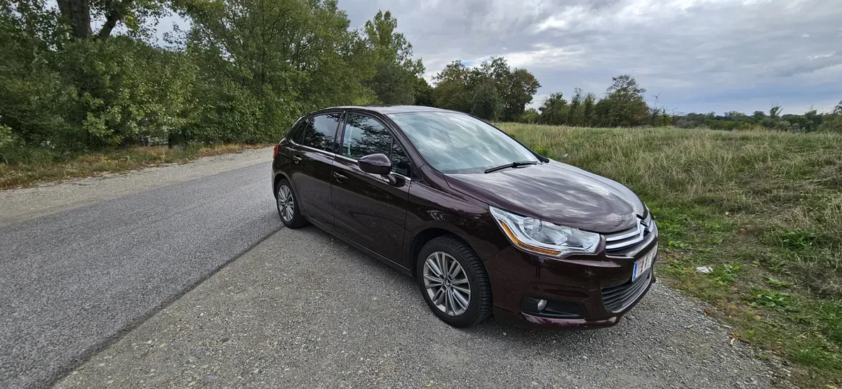Citroen C4 2011 photo 3