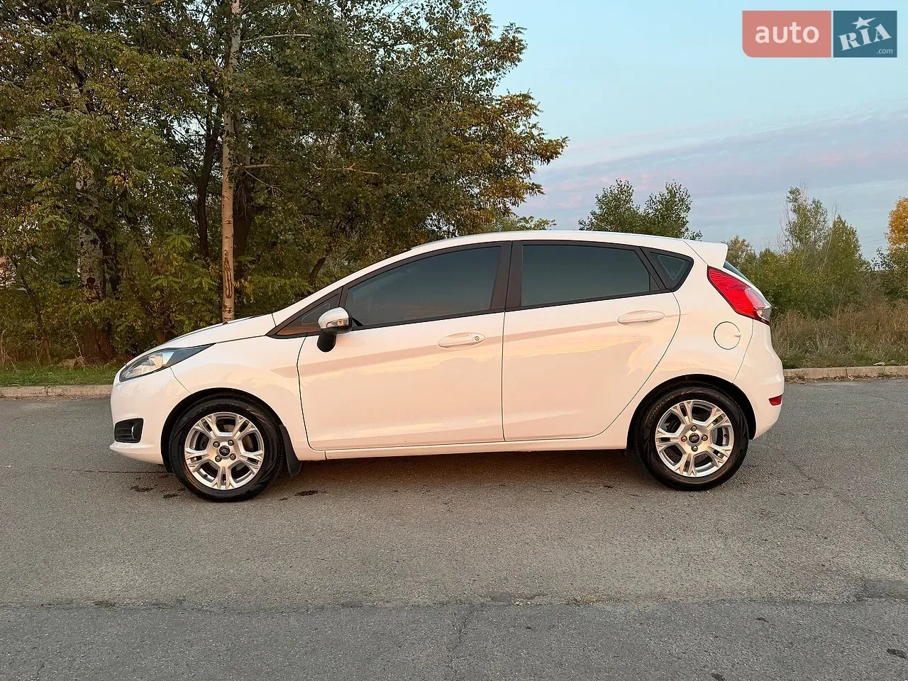 Ford Fiesta 2013 photo 5