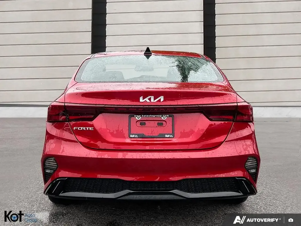 Kia Forte 2023 photo 5
