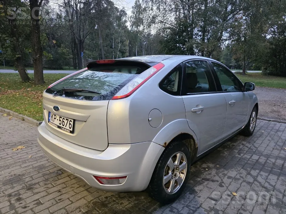 Ford Focus 2008 photo 4