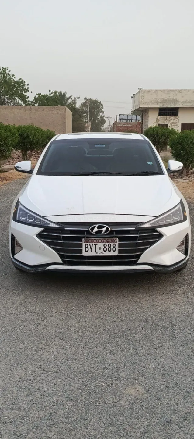 Hyundai Elantra