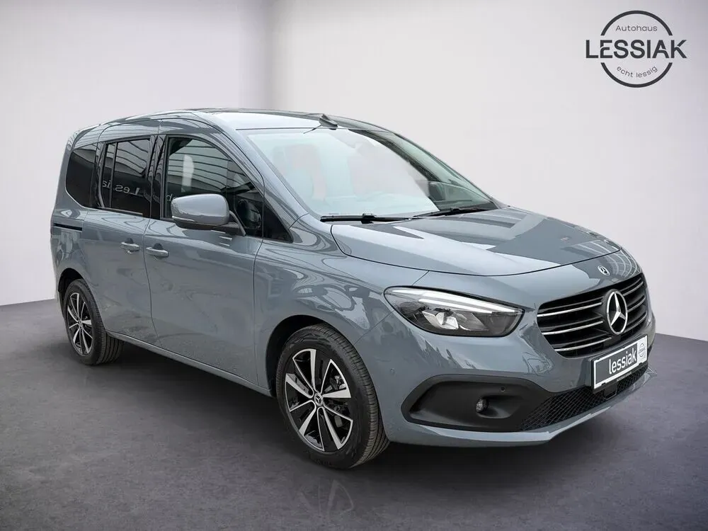 Mercedes-Benz T-Klasse 2025 photo 2