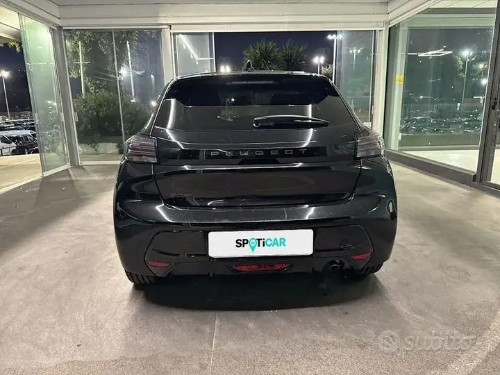 Peugeot 208 2025 photo 4