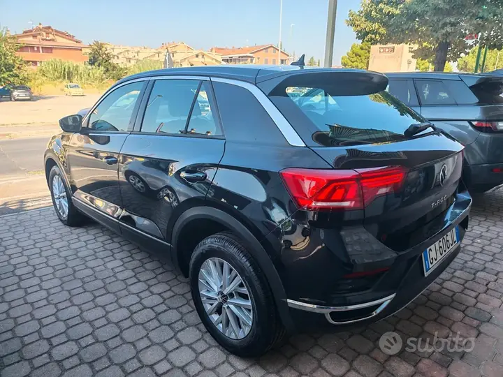 Volkswagen T-Roc 2021 photo 4