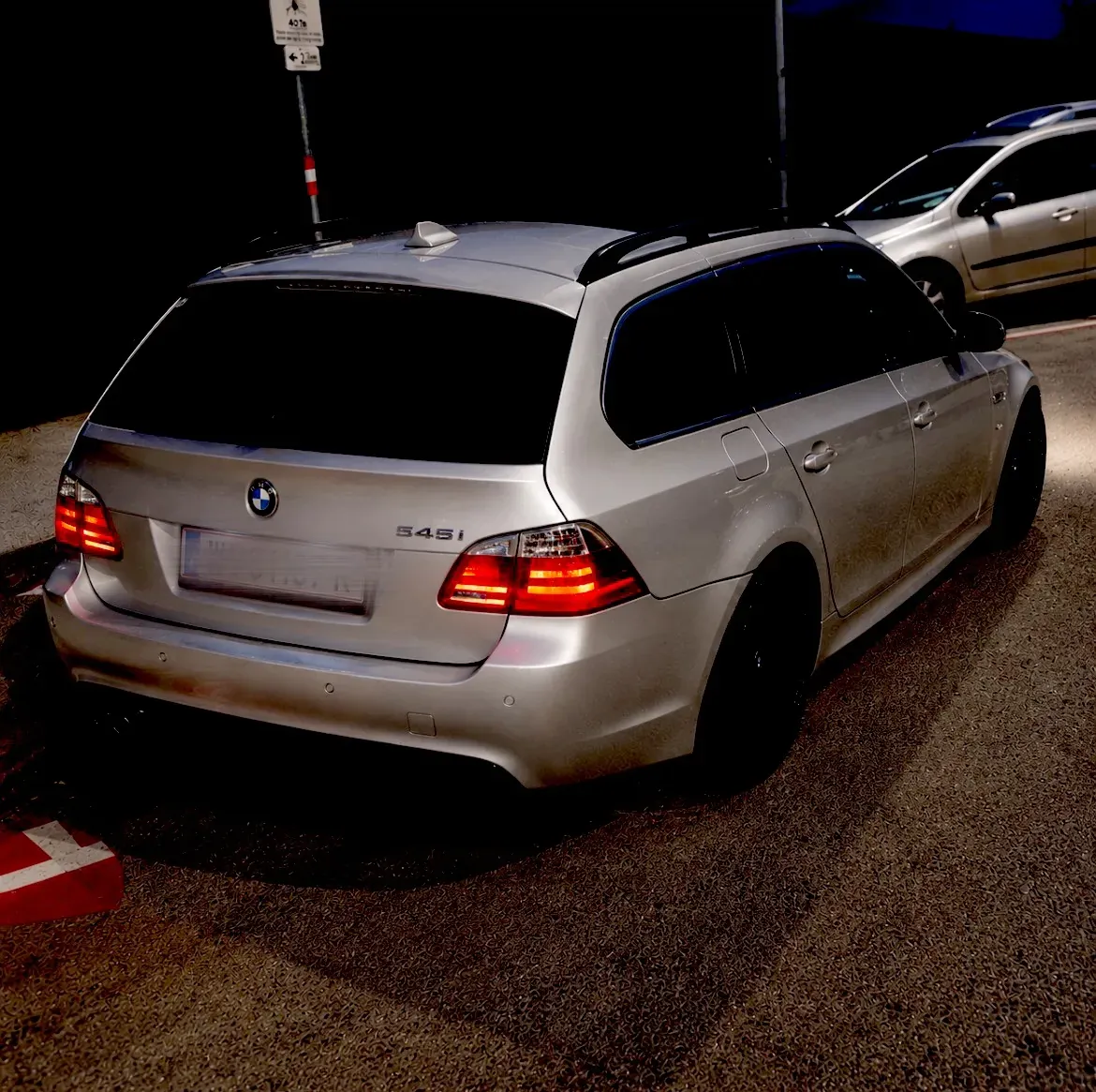 BMW 5 Series 2004 photo 3
