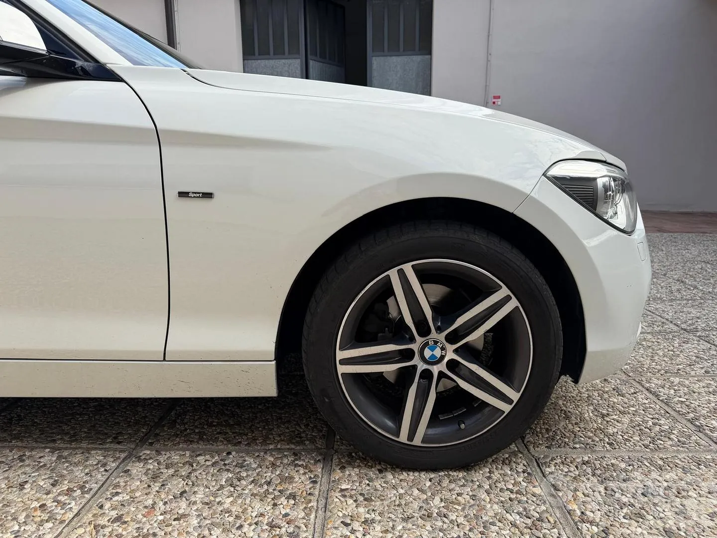 BMW 1 Series 2014 photo 2