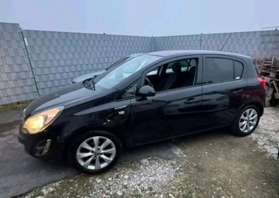 Opel Corsa 2014 photo 2