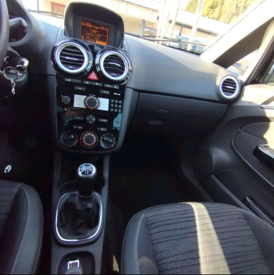 Opel Corsa 2014 photo 3